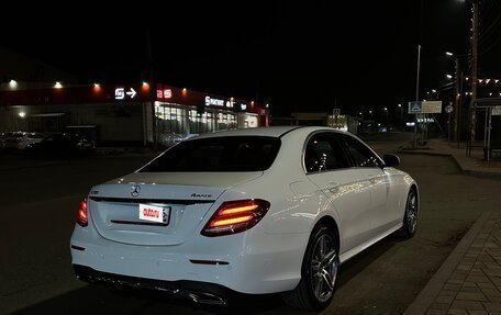 Mercedes-Benz E-Класс, 2020 год, 4 800 000 рублей, 2 фотография