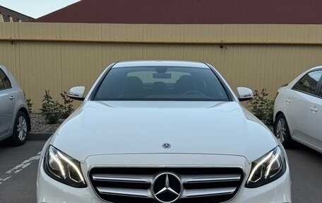 Mercedes-Benz E-Класс, 2020 год, 4 800 000 рублей, 5 фотография