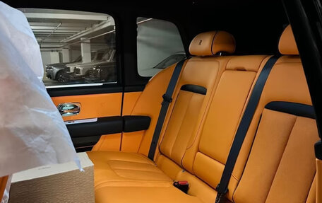 Rolls-Royce Cullinan, 2025 год, 50 000 000 рублей, 5 фотография
