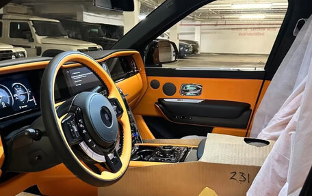Rolls-Royce Cullinan, 2025 год, 50 000 000 рублей, 8 фотография
