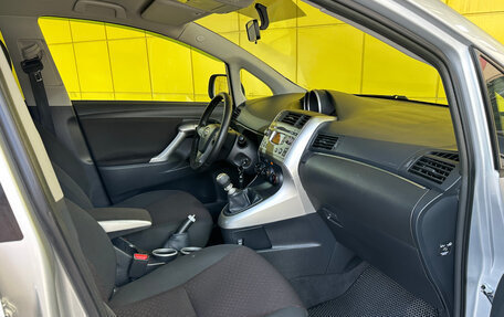 Toyota Verso I, 2011 год, 1 099 000 рублей, 20 фотография