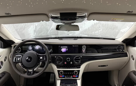 Rolls-Royce Ghost Series II рестайлинг, 2025 год, 44 000 000 рублей, 7 фотография