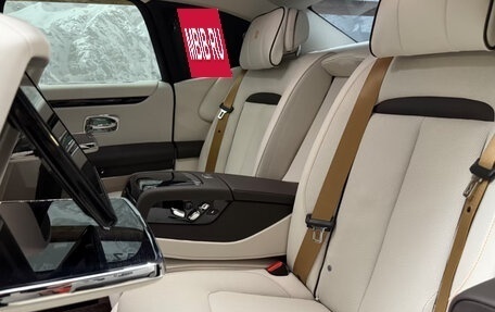 Rolls-Royce Ghost Series II рестайлинг, 2025 год, 44 000 000 рублей, 10 фотография