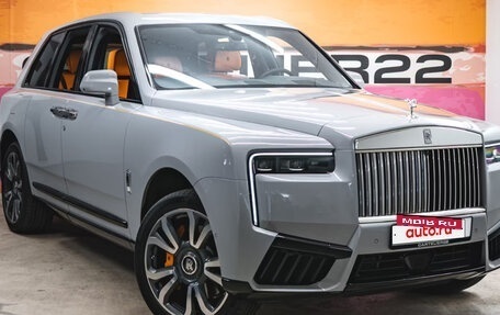 Rolls-Royce Cullinan, 2025 год, 50 000 000 рублей, 3 фотография