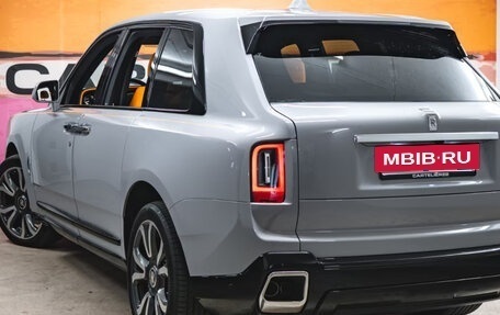Rolls-Royce Cullinan, 2025 год, 50 000 000 рублей, 4 фотография