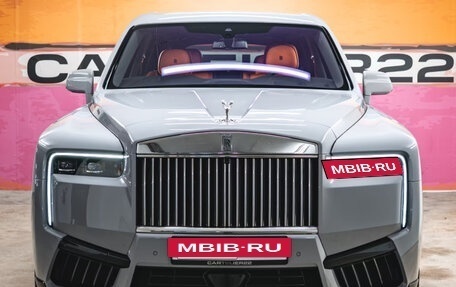 Rolls-Royce Cullinan, 2025 год, 50 000 000 рублей, 2 фотография