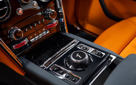 Rolls-Royce Cullinan, 2025 год, 50 000 000 рублей, 14 фотография