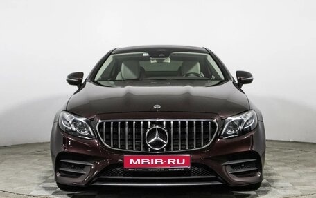 Mercedes-Benz E-Класс, 2018 год, 3 800 000 рублей, 1 фотография