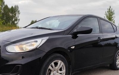 Hyundai Solaris II рестайлинг, 2013 год, 640 000 рублей, 1 фотография