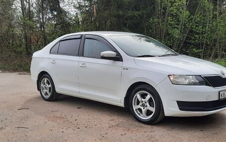 Skoda Rapid I, 2018 год, 1 000 000 рублей, 14 фотография