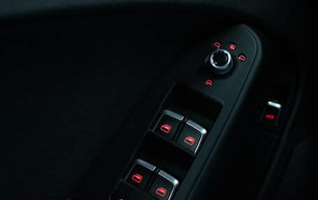 Audi A4, 2015 год, 1 649 000 рублей, 15 фотография