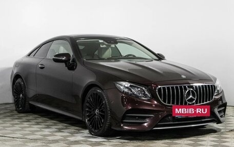 Mercedes-Benz E-Класс, 2018 год, 3 800 000 рублей, 2 фотография