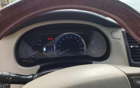 Toyota Sienna III, 2011 год, 2 600 000 рублей, 9 фотография