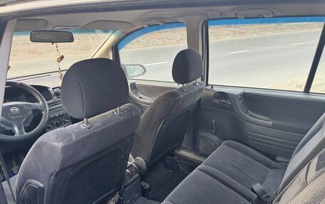 Opel Zafira A рестайлинг, 2002 год, 520 000 рублей, 2 фотография