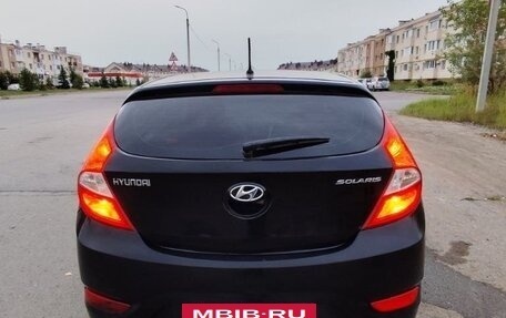 Hyundai Solaris II рестайлинг, 2013 год, 640 000 рублей, 2 фотография