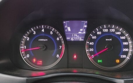 Hyundai Solaris II рестайлинг, 2013 год, 640 000 рублей, 12 фотография