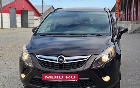Opel Zafira C рестайлинг, 2012 год, 1 340 000 рублей, 18 фотография