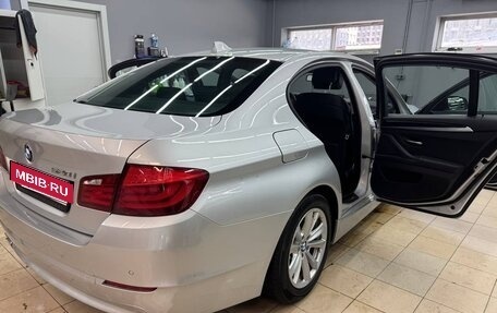 BMW 5 серия, 2012 год, 1 800 000 рублей, 9 фотография