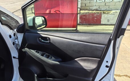 Nissan Leaf I, 2013 год, 1 250 000 рублей, 7 фотография