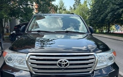 Toyota Land Cruiser 200, 2013 год, 3 250 000 рублей, 1 фотография