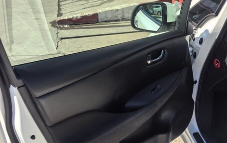 Nissan Leaf I, 2013 год, 1 250 000 рублей, 16 фотография