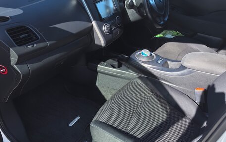 Nissan Leaf I, 2013 год, 1 250 000 рублей, 18 фотография
