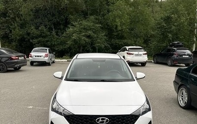 Hyundai Solaris II рестайлинг, 2021 год, 1 450 000 рублей, 1 фотография