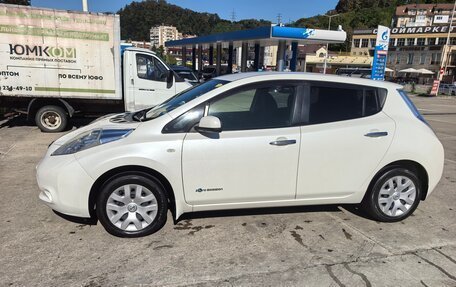 Nissan Leaf I, 2013 год, 1 250 000 рублей, 28 фотография