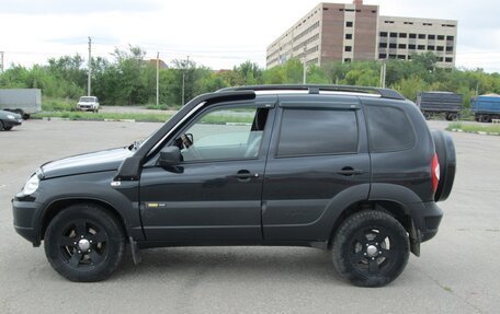 Chevrolet Niva I рестайлинг, 2018 год, 750 000 рублей, 3 фотография