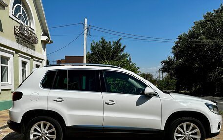 Volkswagen Tiguan I, 2015 год, 1 980 000 рублей, 3 фотография