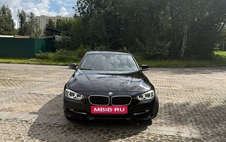 BMW 3 серия, 2012 год, 1 500 000 рублей, 7 фотография