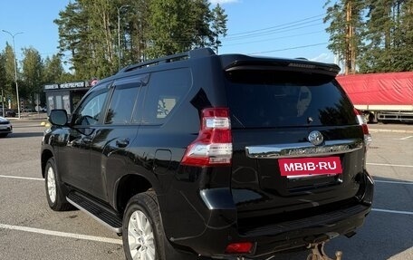 Toyota Land Cruiser Prado 150 рестайлинг 2, 2015 год, 2 950 000 рублей, 8 фотография