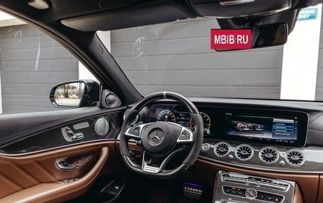 Mercedes-Benz E-Класс AMG, 2018 год, 7 000 000 рублей, 15 фотография