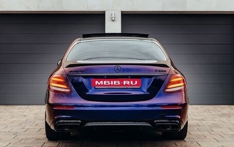 Mercedes-Benz E-Класс AMG, 2018 год, 7 000 000 рублей, 6 фотография
