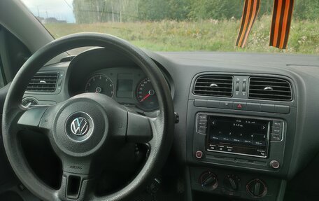 Volkswagen Polo VI (EU Market), 2011 год, 550 000 рублей, 13 фотография