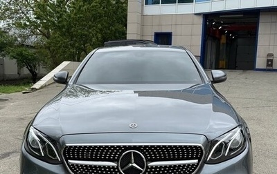 Mercedes-Benz E-Класс, 2019 год, 3 600 000 рублей, 1 фотография