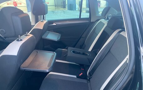 Volkswagen Tiguan II, 2019 год, 2 670 000 рублей, 14 фотография