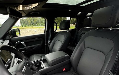 Land Rover Defender II, 2024 год, 18 000 000 рублей, 16 фотография