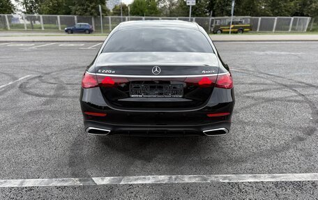 Mercedes-Benz E-Класс, 2025 год, 9 600 000 рублей, 6 фотография
