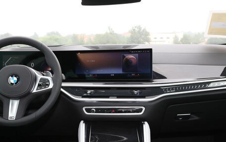 BMW X6, 2025 год, 14 000 000 рублей, 14 фотография