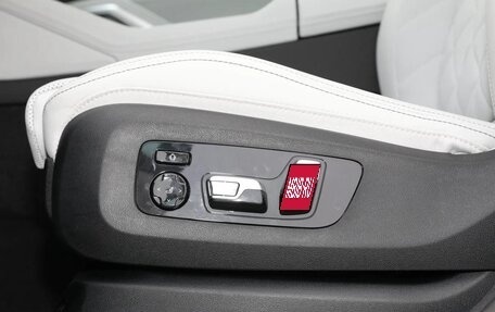 BMW X6, 2025 год, 14 000 000 рублей, 26 фотография
