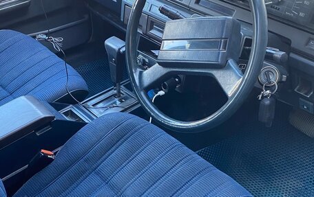 Toyota Crown, 1986 год, 300 000 рублей, 19 фотография
