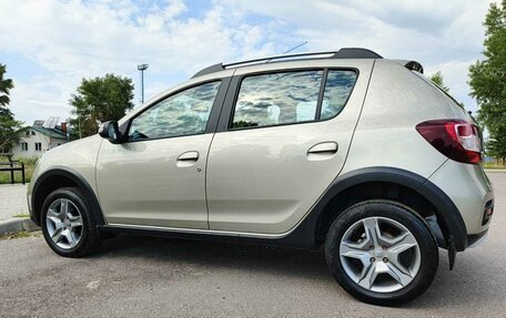 Renault Sandero II рестайлинг, 2019 год, 1 300 000 рублей, 6 фотография
