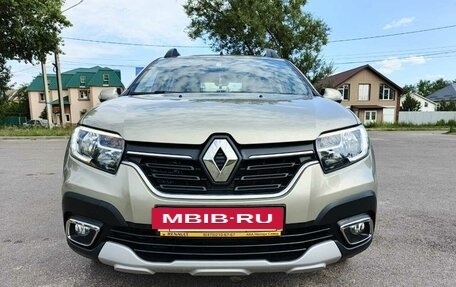 Renault Sandero II рестайлинг, 2019 год, 1 300 000 рублей, 3 фотография