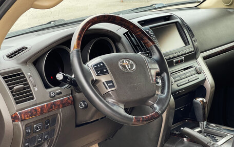 Toyota Land Cruiser 200, 2011 год, 2 500 000 рублей, 13 фотография