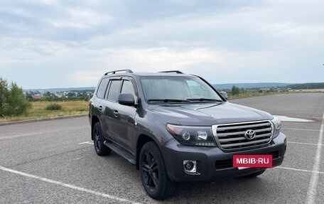 Toyota Land Cruiser 200, 2011 год, 2 500 000 рублей, 7 фотография