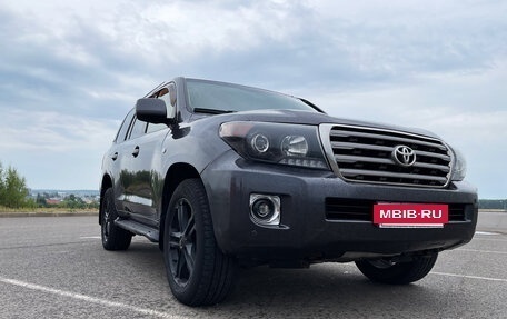 Toyota Land Cruiser 200, 2011 год, 2 500 000 рублей, 9 фотография