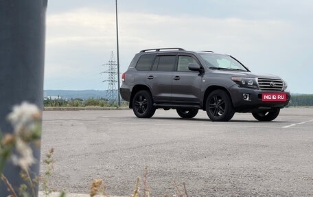 Toyota Land Cruiser 200, 2011 год, 2 500 000 рублей, 6 фотография