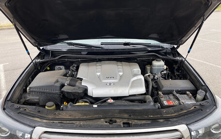 Toyota Land Cruiser 200, 2011 год, 2 500 000 рублей, 21 фотография