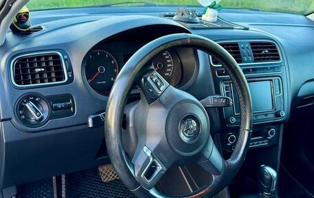 Volkswagen Polo VI (EU Market), 2013 год, 850 000 рублей, 3 фотография